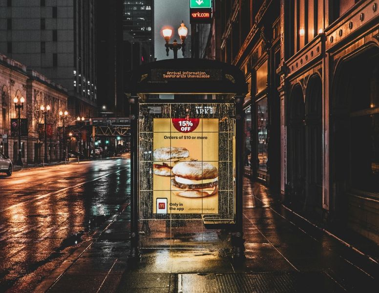 Ban high-carbon emission advertising
